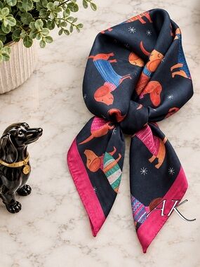 Dachshund Scarf 🐾 Doxie Wiener